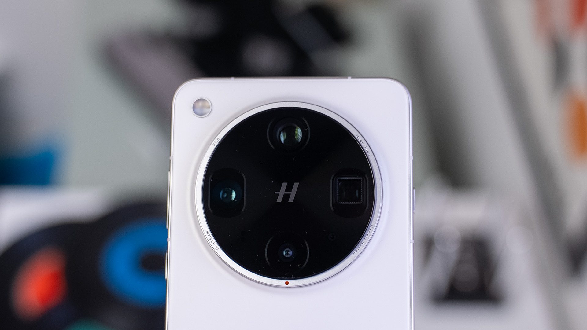 oppo find x9 pro with 200MP camera